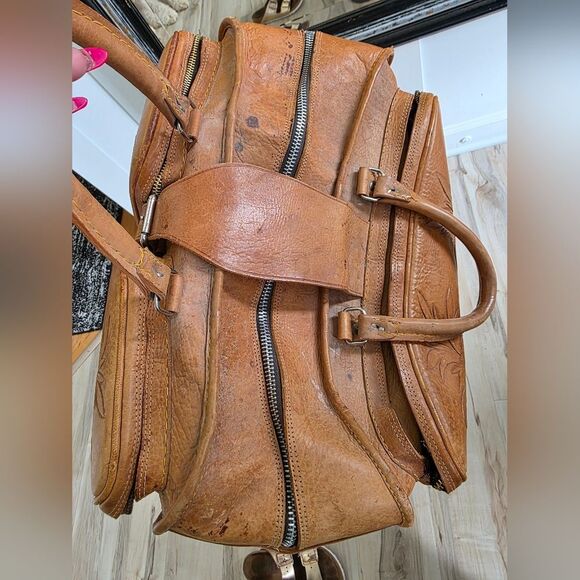 Tooled Leather Weekender Overnight Travel Handcrafted Structured Travel Bag Tan - Picture 2 of 16